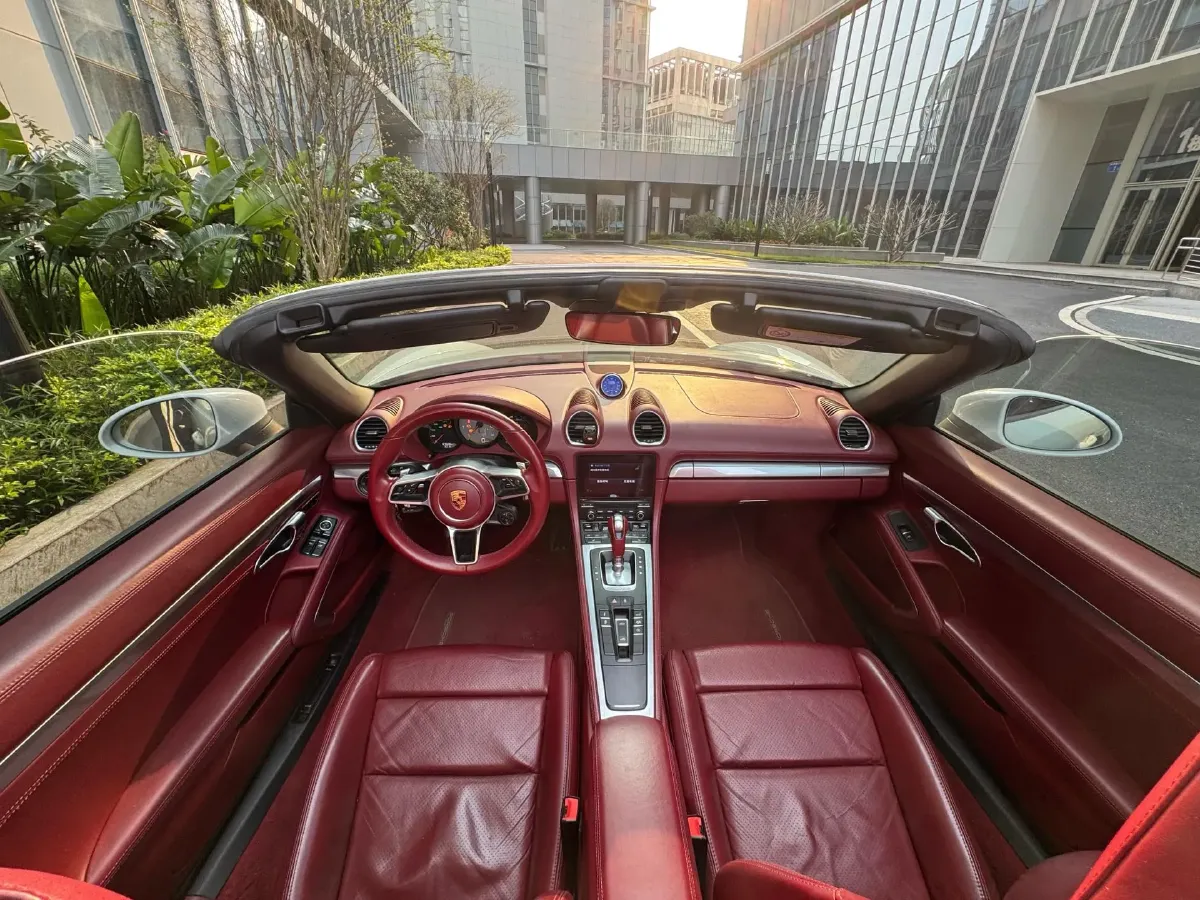 2018 Land Rover Range Rover Velar 3.0T 380HP V6 8AT,autocango,china used car exporter,china ev exporter,chinese used car exporter,chinese used ev exporter