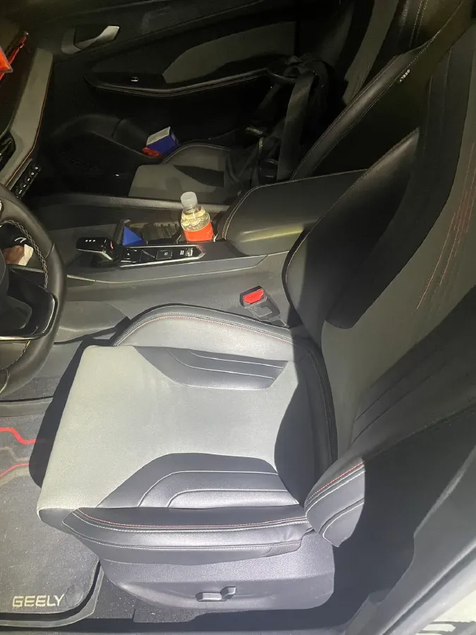 2022 Geely Binray 1.5T 181HP L4 7DCT,autocango,china used car exporter,china ev exporter,chinese used car exporter,chinese used ev exporter