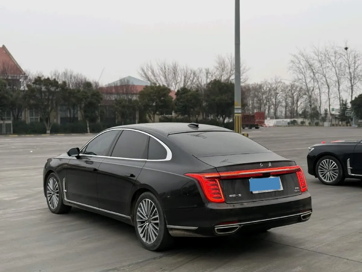 2022 HongQi H9 2.0T 252HP L4 7DCT,autocango,china used car exporter,china ev exporter,chinese used car exporter,chinese used ev exporter