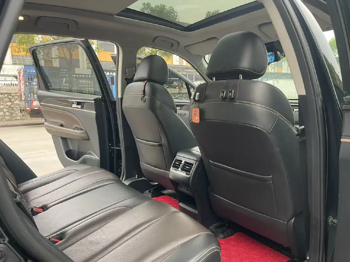 2019 GAC Trumpchi GS5 1.5T 169HP L4 6AT,autocango,china used car exporter,china ev exporter,chinese used car exporter,chinese used ev exporter