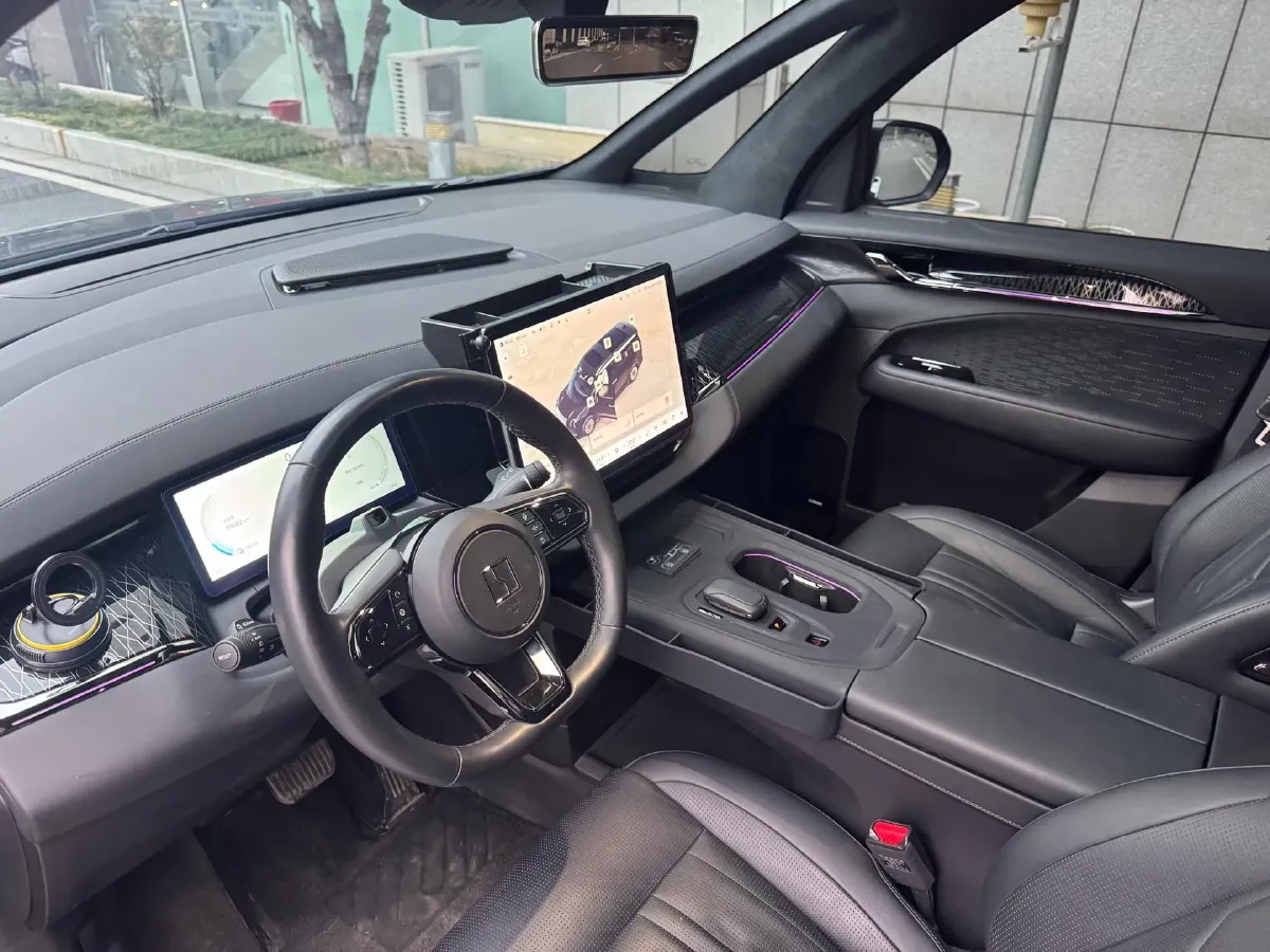 2022 Zeekr 009 BEV 116KWH,autocango,china used car exporter,china ev exporter,chinese used car exporter,chinese used ev exporter