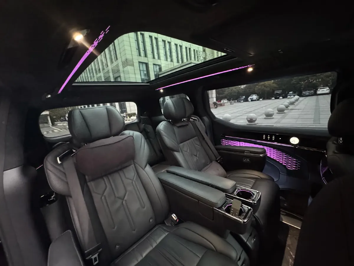 2022 Zeekr 009 BEV 116KWH,autocango,china used car exporter,china ev exporter,chinese used car exporter,chinese used ev exporter