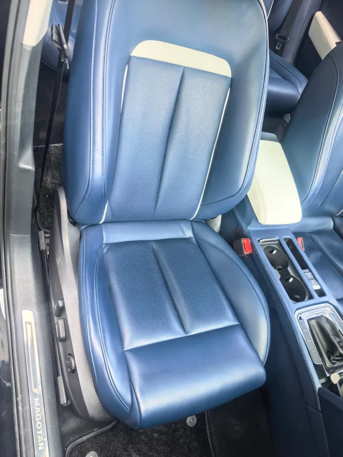 2019 Volkswagen Magotan 2.0T 186HP L4 7DCT,autocango,china used car exporter,china ev exporter,chinese used car exporter,chinese used ev exporter