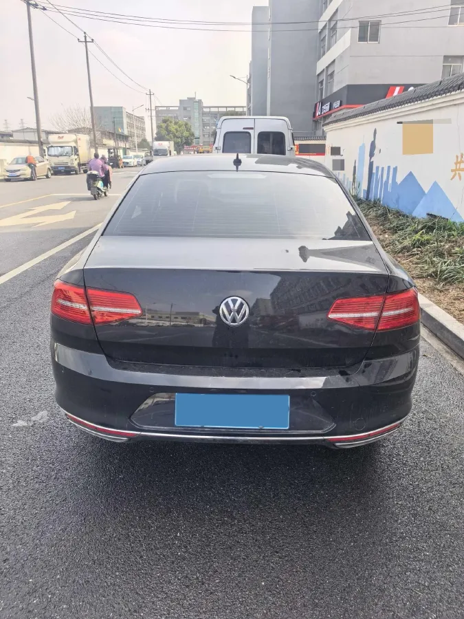 2019 Volkswagen Magotan 2.0T 186HP L4 7DCT,autocango,china used car exporter,china ev exporter,chinese used car exporter,chinese used ev exporter
