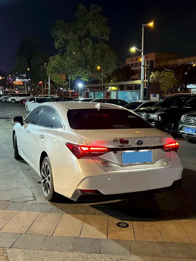 2022 Toyota Avalon 2.5L 178HP L4 E-CVT Hybrid,autocango,china used car exporter,china ev exporter,chinese used car exporter,chinese used ev exporter