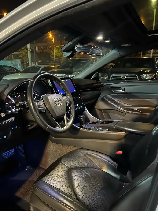 2022 Toyota Avalon 2.5L 178HP L4 E-CVT Hybrid,autocango,china used car exporter,china ev exporter,chinese used car exporter,chinese used ev exporter