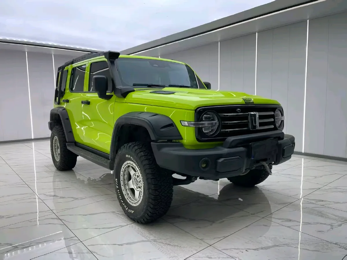 2022 Tank 300 2.0T 227HP L4 8AT,autocango,china used car exporter,china ev exporter,chinese used car exporter,chinese used ev exporter