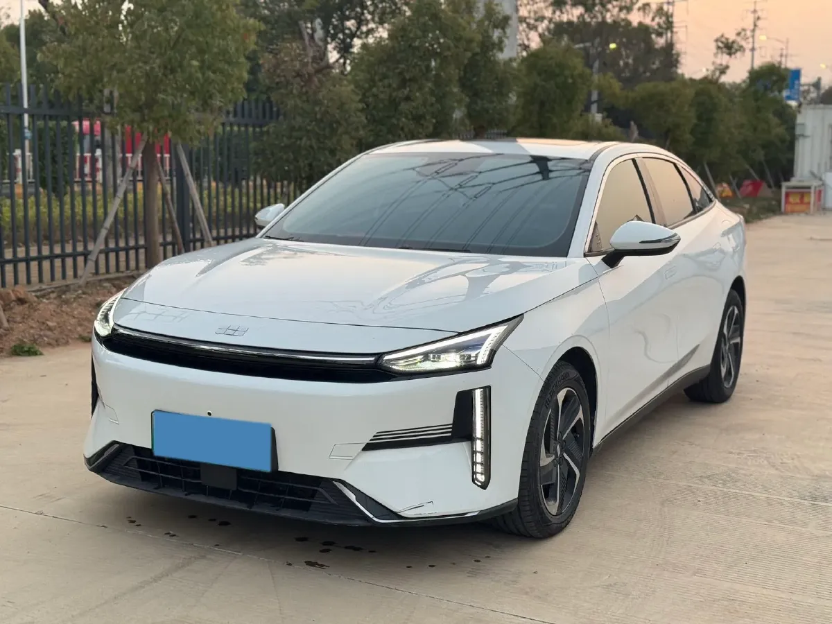 2023 Geely Galaxy L6 1.5T 163HP L4 3DHT PHEV,autocango,china used car exporter,china ev exporter,chinese used car exporter,chinese used ev exporter