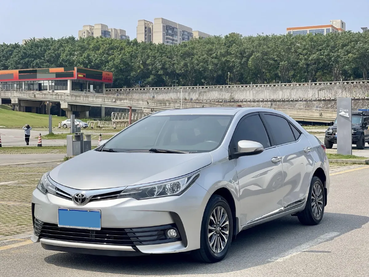2017 Toyota Corolla 1.2T 116HP L4 CVT,autocango,china used car exporter,china ev exporter,chinese used car exporter,chinese used ev exporter