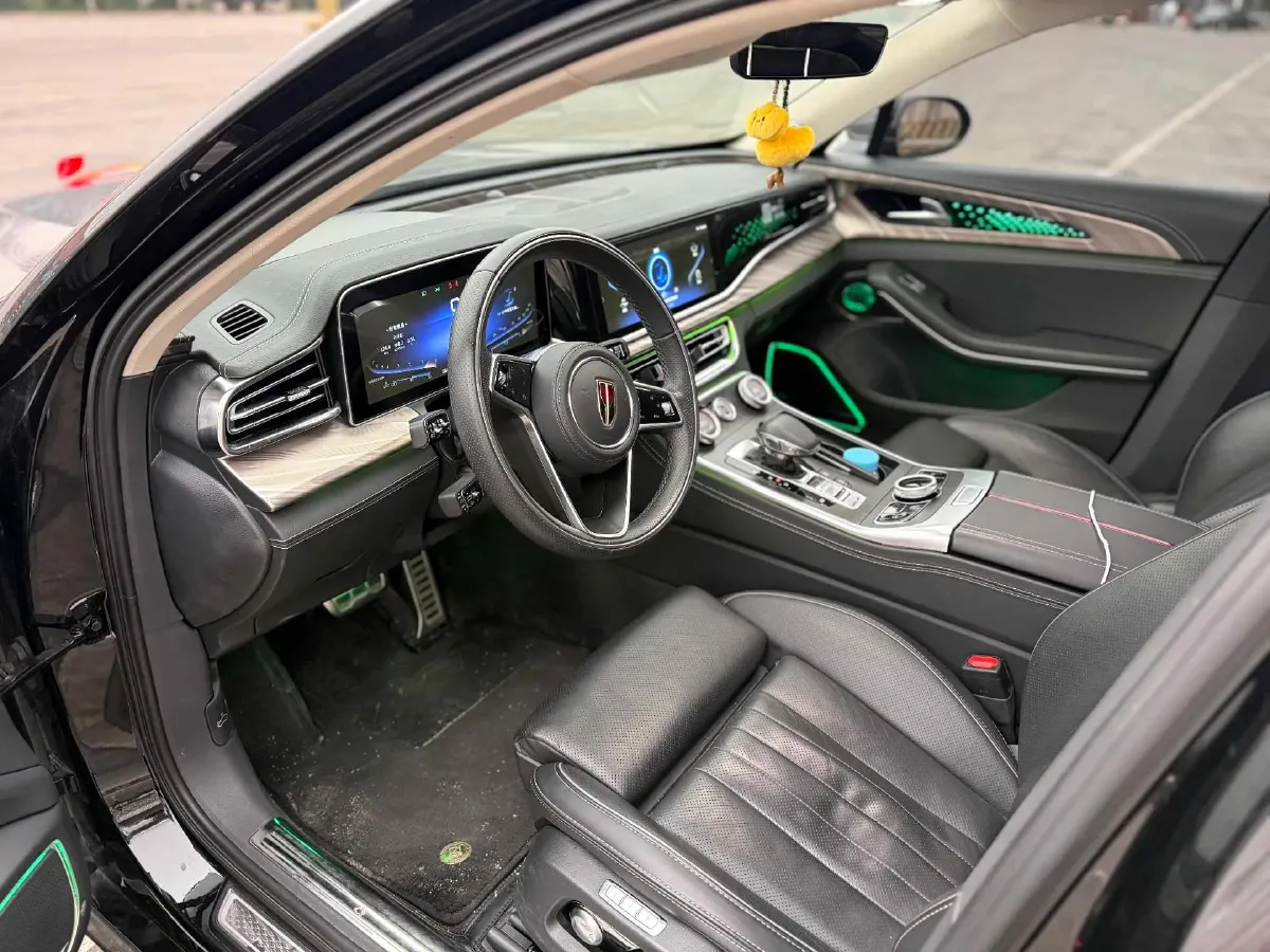 2022 HongQi H9 2.0T 252HP L4 7DCT,autocango,china used car exporter,china ev exporter,chinese used car exporter,chinese used ev exporter