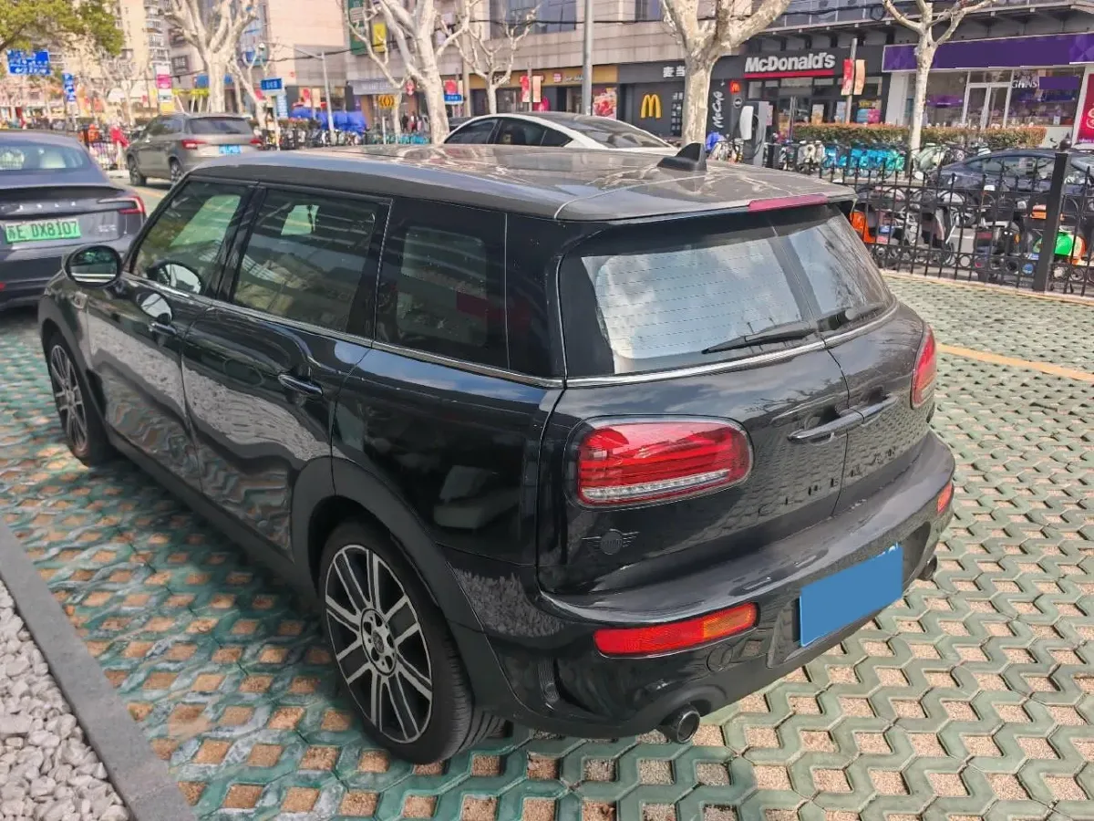 2022 MINI CLUBMAN 2.0T 192HP L4 7DCT,autocango,china used car exporter,china ev exporter,chinese used car exporter,chinese used ev exporter