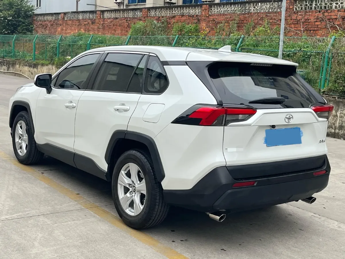 2022 Toyota RAV4 2.0L 171HP L4 CVT,autocango,china used car exporter,china ev exporter,chinese used car exporter,chinese used ev exporter