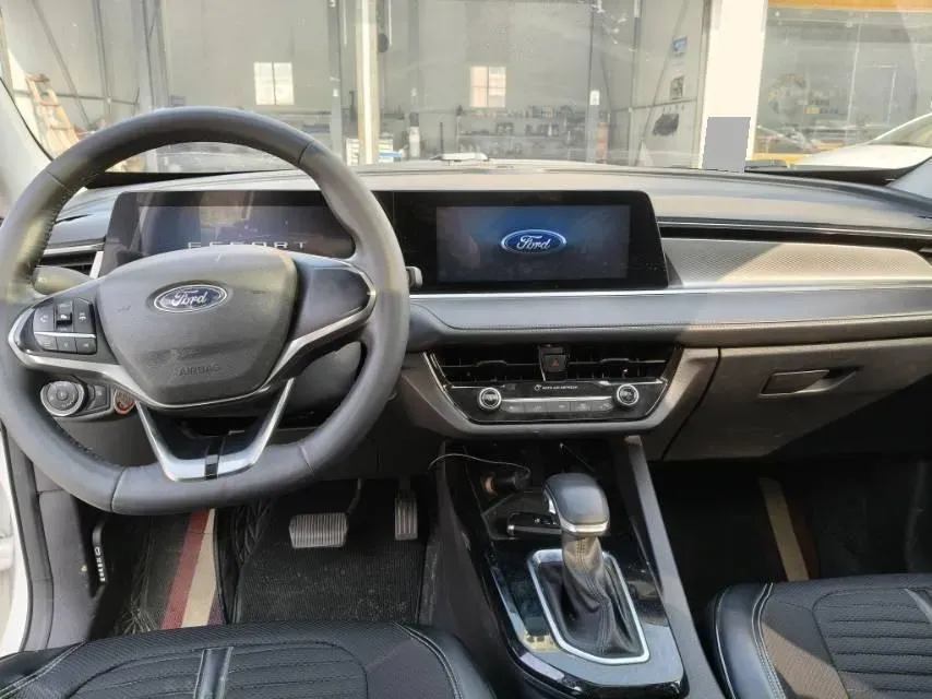2021 Ford Escort 1.5L 122HP L3 6AT,autocango,china used car exporter,china ev exporter,chinese used car exporter,chinese used ev exporter