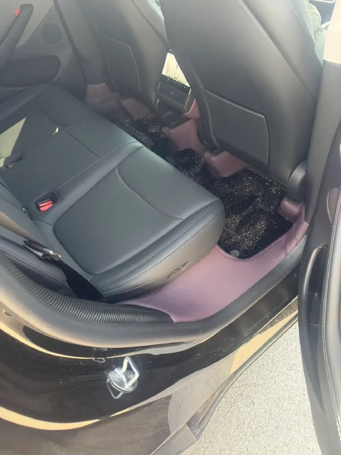 2025 Tesla Model Y BEV 62.5KWH,autocango,china used car exporter,china ev exporter,chinese used car exporter,chinese used ev exporter