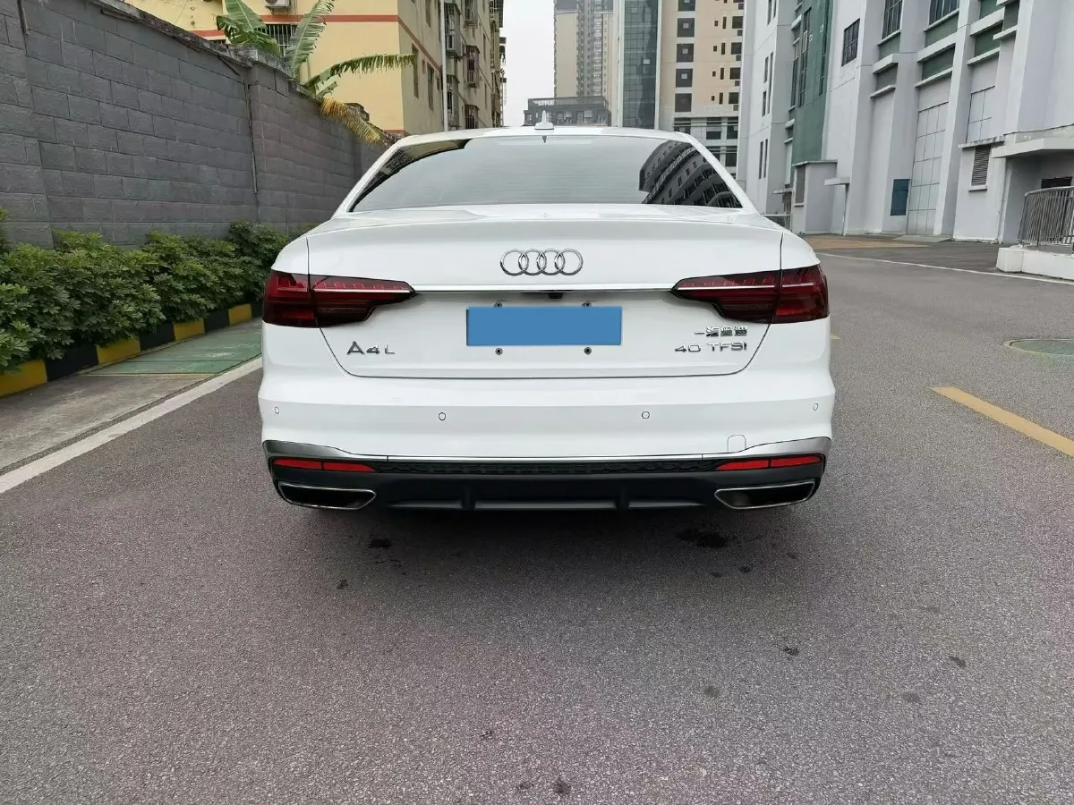 2020 Audi A4L 2.0T 190HP L4 7DCT,autocango,china used car exporter,china ev exporter,chinese used car exporter,chinese used ev exporter