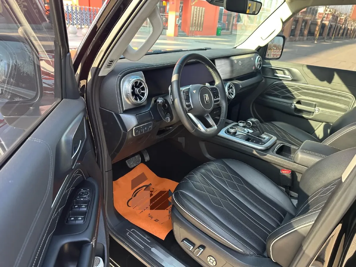 2023 Tank 300 2.0T 227HP L4 8AT,autocango,china used car exporter,china ev exporter,chinese used car exporter,chinese used ev exporter