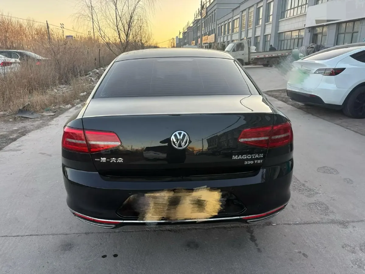2018 Volkswagen Magotan 1.8T 180HP L4 7DCT,autocango,china used car exporter,china ev exporter,chinese used car exporter,chinese used ev exporter