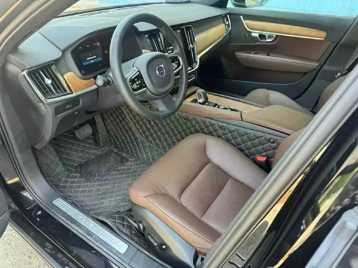 2025 Volvo S90 2.0T 250HP L4 8AT,autocango,china used car exporter,china ev exporter,chinese used car exporter,chinese used ev exporter