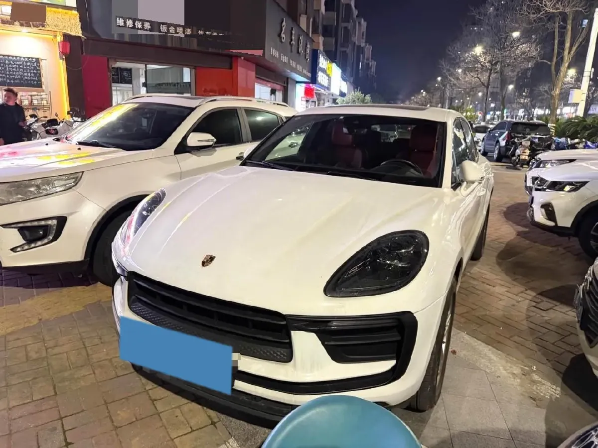 2023 Porsche Macan 2.0T 265HP L4 7DCT,autocango,china used car exporter,china ev exporter,chinese used car exporter,chinese used ev exporter