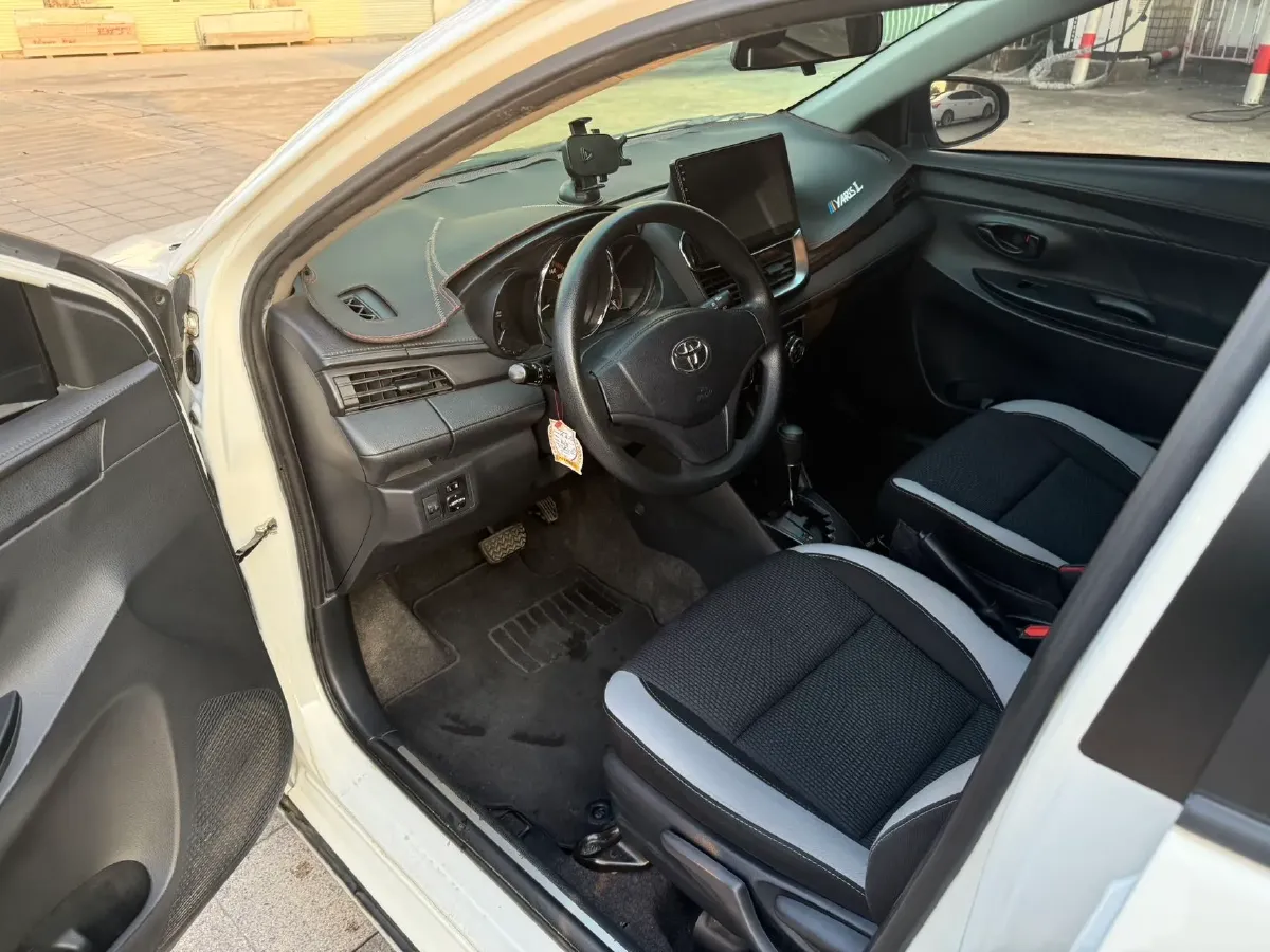 2021 Toyota Yaris L 1.5L 112HP L4 CVT,autocango,china used car exporter,china ev exporter,chinese used car exporter,chinese used ev exporter