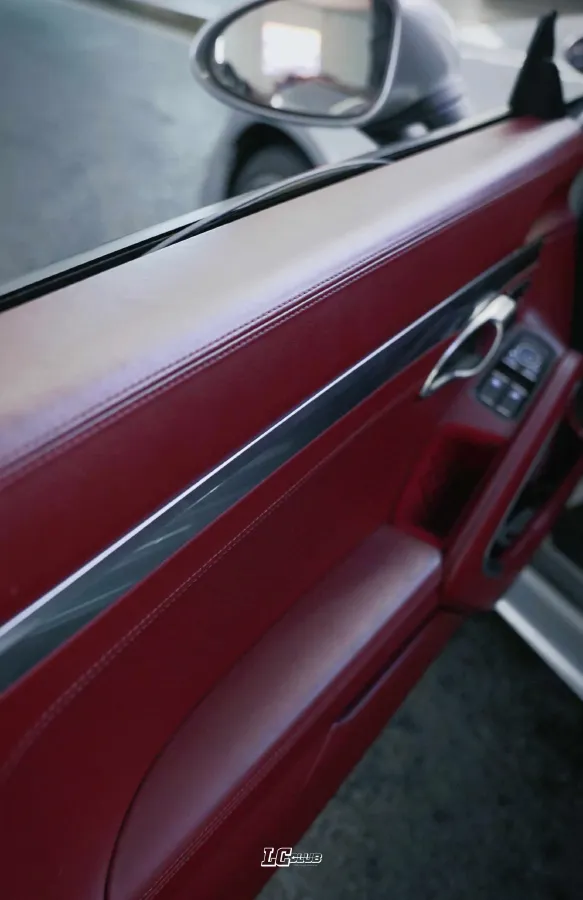 2020 Porsche 718 2.0T 250HP H4 7DCT,autocango,china used car exporter,china ev exporter,chinese used car exporter,chinese used ev exporter