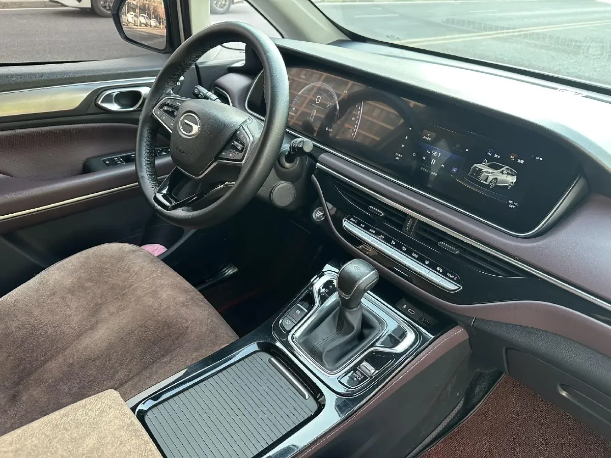 2023 GAC Trumpchi M6 1.5T 177HP L4 7DCT,autocango,china used car exporter,china ev exporter,chinese used car exporter,chinese used ev exporter