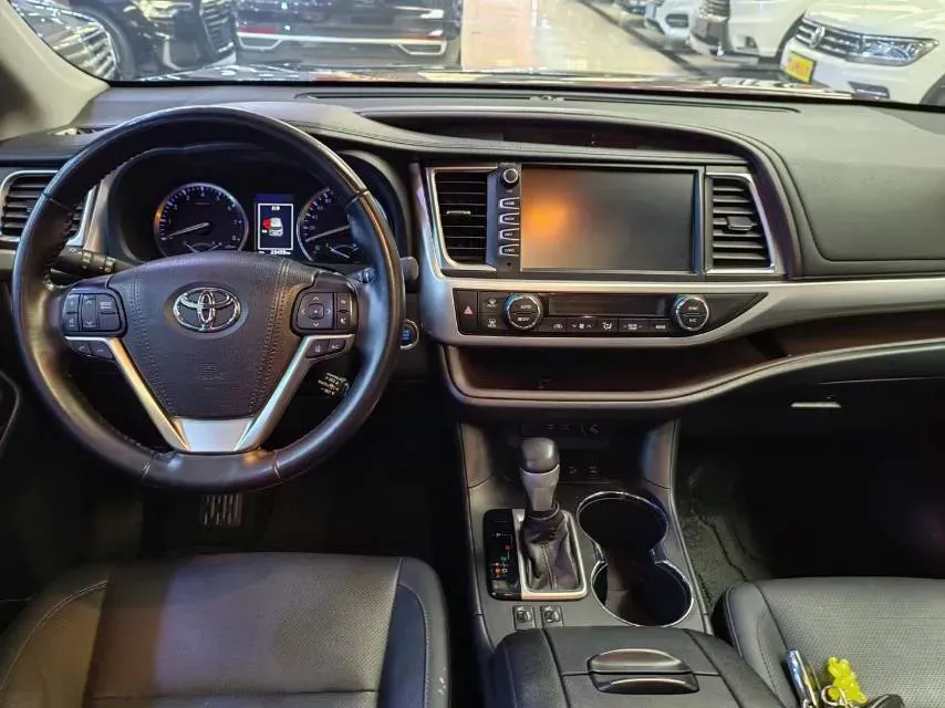 2019 Mazda CX-8 2.5L 192HP L4 6AT,autocango,china used car exporter,china ev exporter,chinese used car exporter,chinese used ev exporter