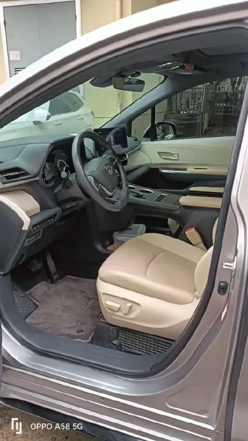 2023 Toyota Sienna 2.5L 189HP L4 E-CVT Hybrid,autocango,china used car exporter,china ev exporter,chinese used car exporter,chinese used ev exporter