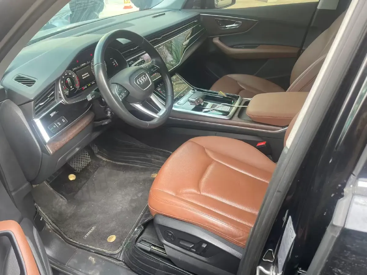 2021 Audi Q7 3.0T 340HP V6 8AT,autocango,china used car exporter,china ev exporter,chinese used car exporter,chinese used ev exporter
