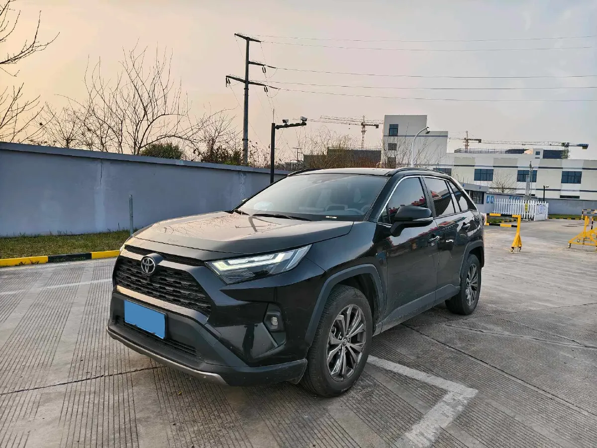 2023 Toyota RAV4 2.0L 171HP L4 CVT,autocango,china used car exporter,china ev exporter,chinese used car exporter,chinese used ev exporter