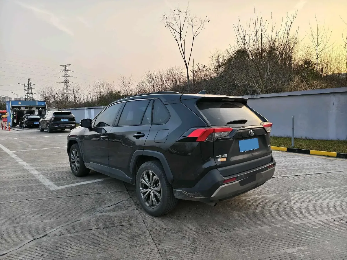 2023 Toyota RAV4 2.0L 171HP L4 CVT,autocango,china used car exporter,china ev exporter,chinese used car exporter,chinese used ev exporter