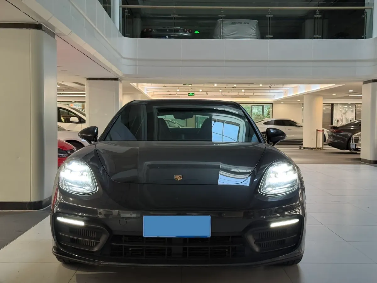 2023 Porsche Panamera 2.9T 330HP V6 8DCT,autocango,china used car exporter,china ev exporter,chinese used car exporter,chinese used ev exporter