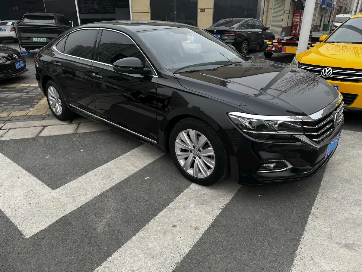 2020 Volkswagen Passat 2.0T 186HP L4 7DCT,autocango,china used car exporter,china ev exporter,chinese used car exporter,chinese used ev exporter