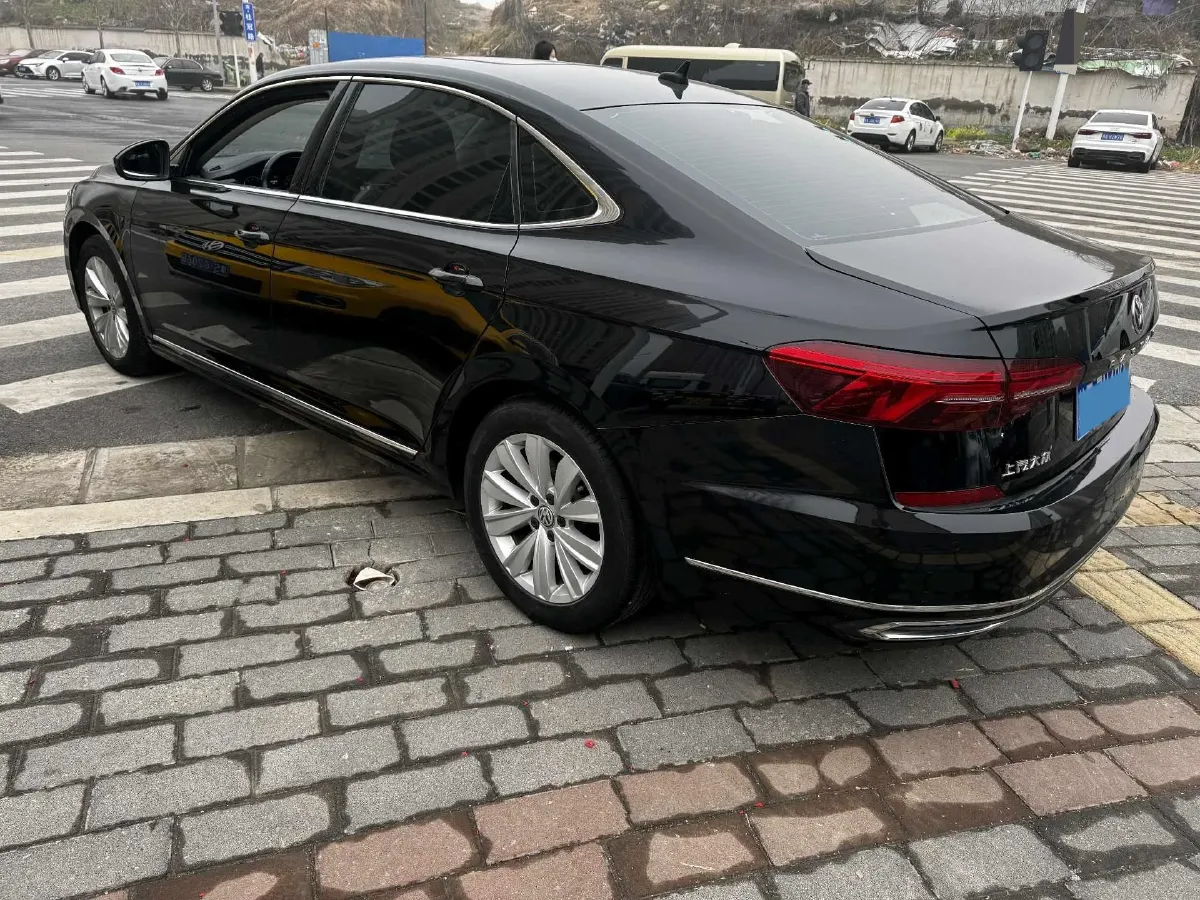 2020 Volkswagen Passat 2.0T 186HP L4 7DCT,autocango,china used car exporter,china ev exporter,chinese used car exporter,chinese used ev exporter