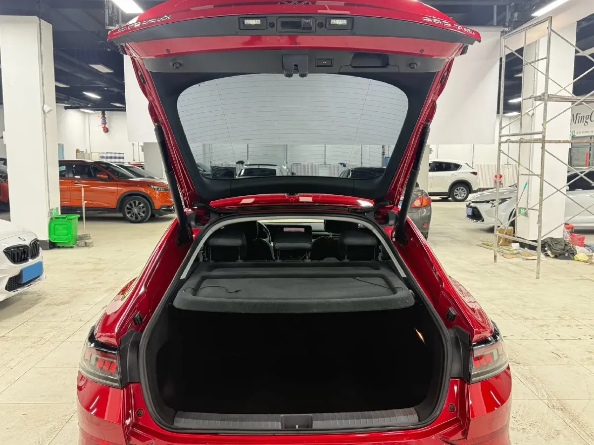 2022 Skoda Superb 2.0T 186HP L4 7DCT,autocango,china used car exporter,china ev exporter,chinese used car exporter,chinese used ev exporter