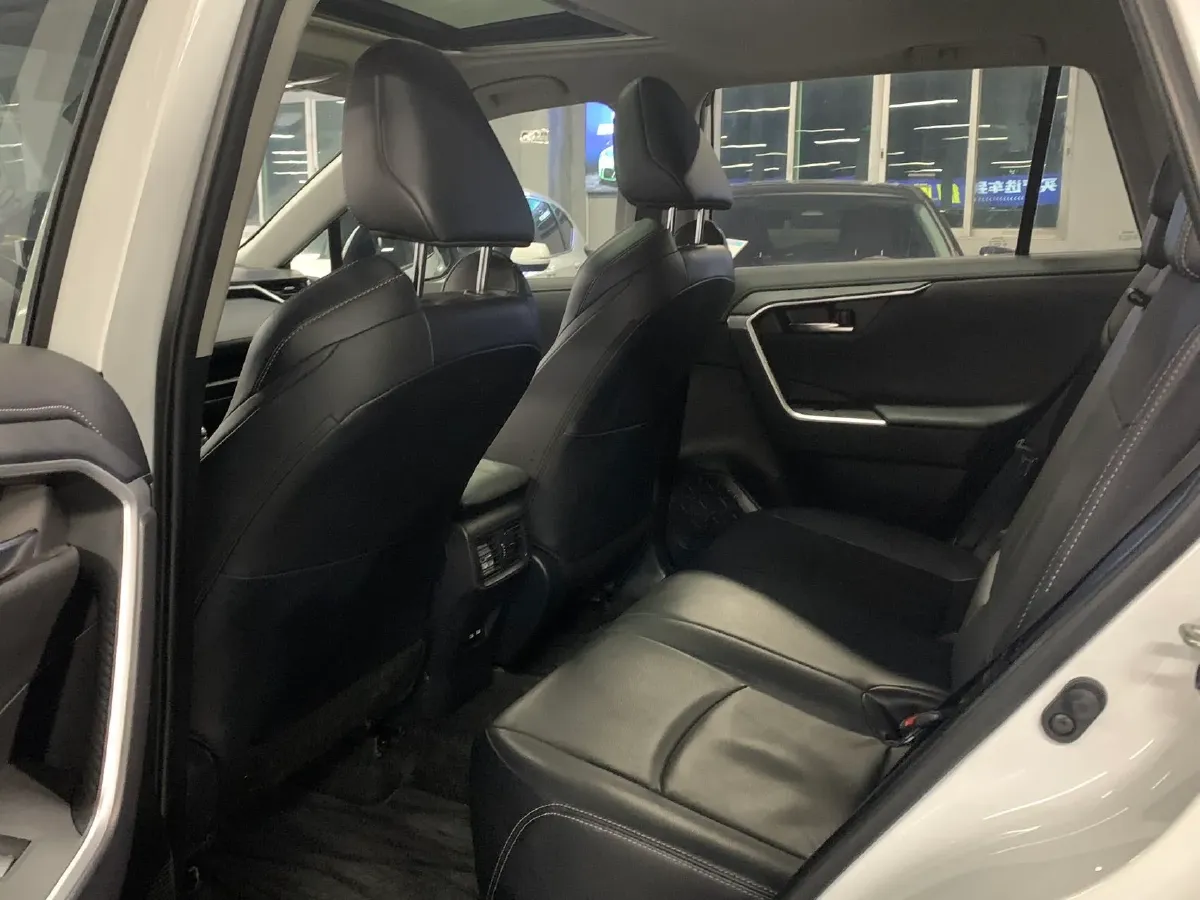 2021 Toyota Wildlander 2.0L 171HP L4 CVT,autocango,china used car exporter,china ev exporter,chinese used car exporter,chinese used ev exporter