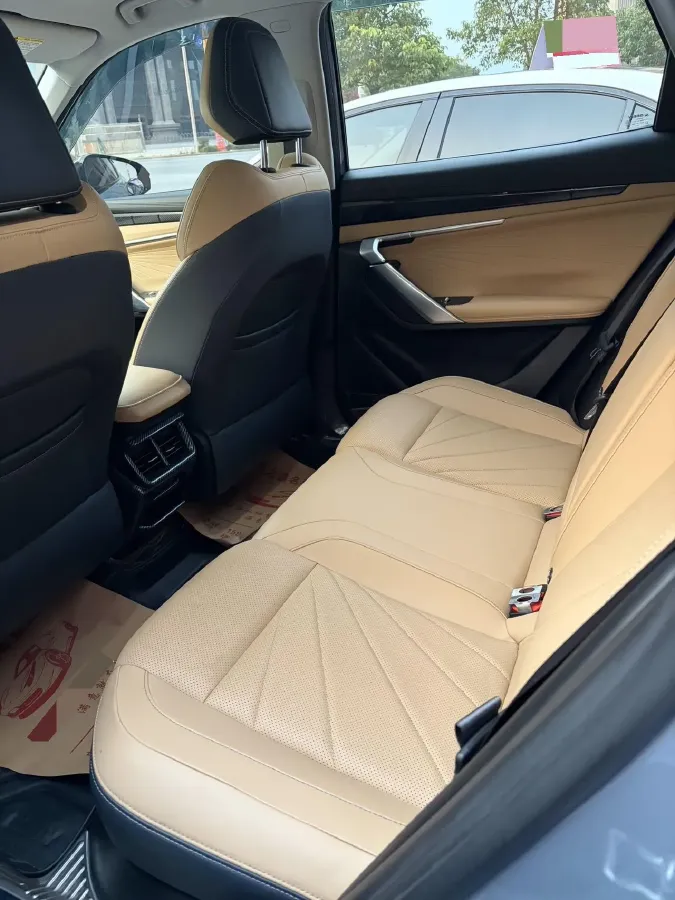 2023 Geely StarRay 1.5T 181HP L4 7DCT,autocango,china used car exporter,china ev exporter,chinese used car exporter,chinese used ev exporter