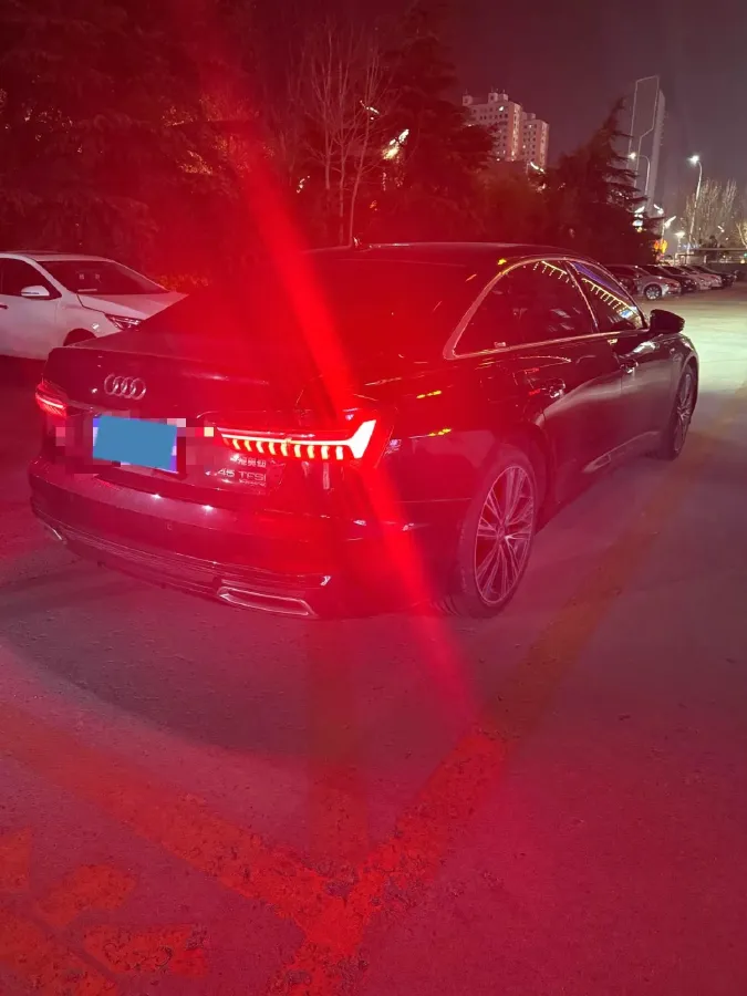 2021 Audi A6L 2.0T 224HP L4 7DCT,autocango,china used car exporter,china ev exporter,chinese used car exporter,chinese used ev exporter