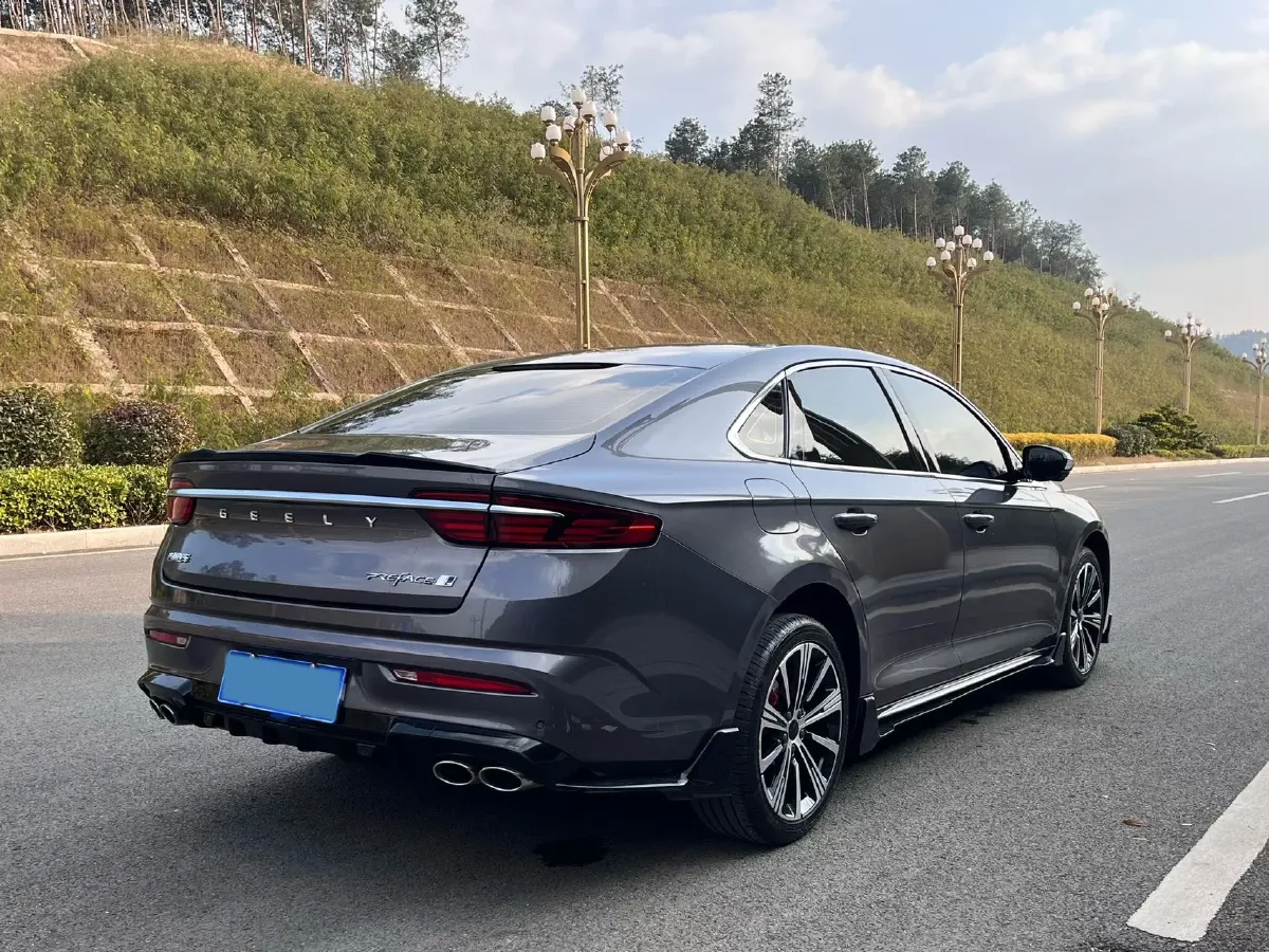 2025 Geely Preface 1.5T 181HP L4 7DCT,autocango,china used car exporter,china ev exporter,chinese used car exporter,chinese used ev exporter