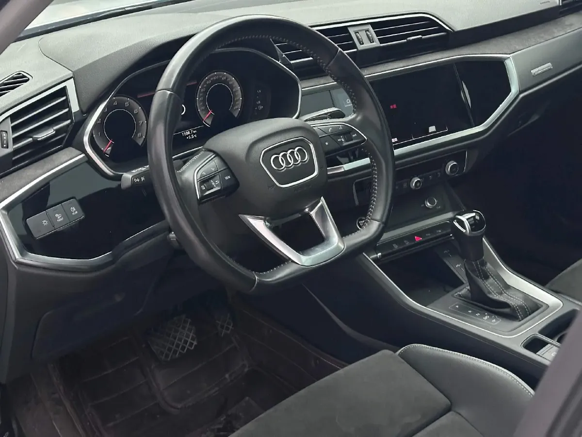 2022 Audi Q3 1.4T 150HP L4 7DCT,autocango,china used car exporter,china ev exporter,chinese used car exporter,chinese used ev exporter