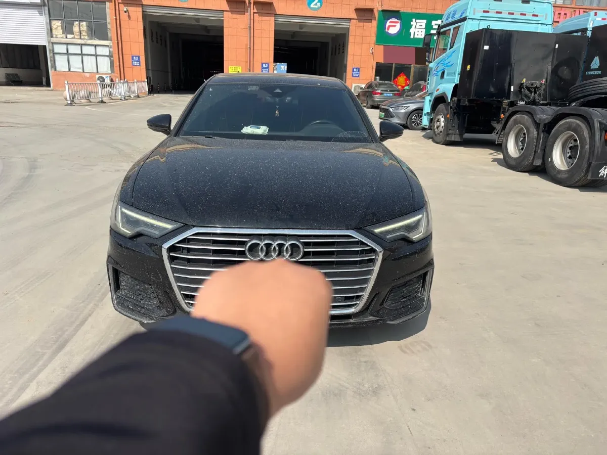 2021 Audi A6L 2.0T 190HP L4 7DCT,autocango,china used car exporter,china ev exporter,chinese used car exporter,chinese used ev exporter