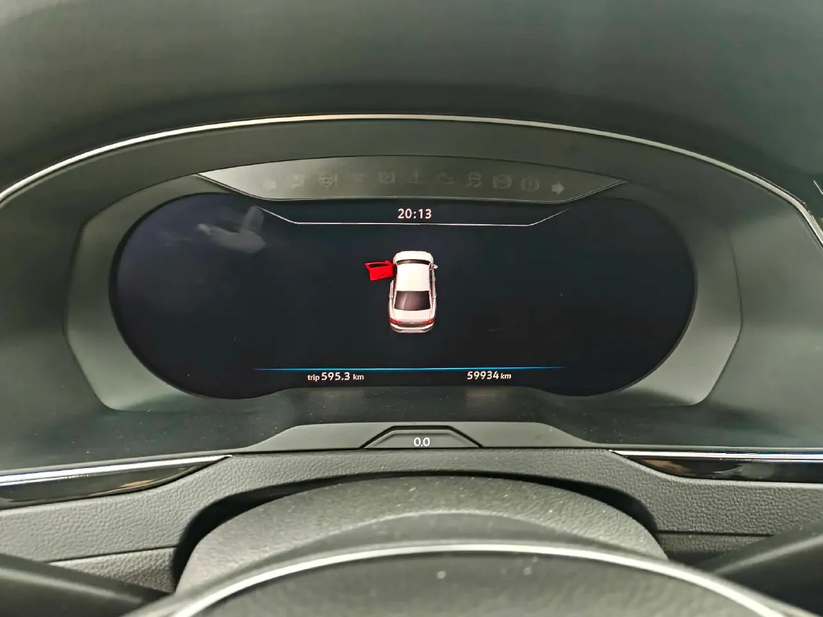 2019 Volkswagen Magotan 2.0T 186HP L4 7DCT,autocango,china used car exporter,china ev exporter,chinese used car exporter,chinese used ev exporter