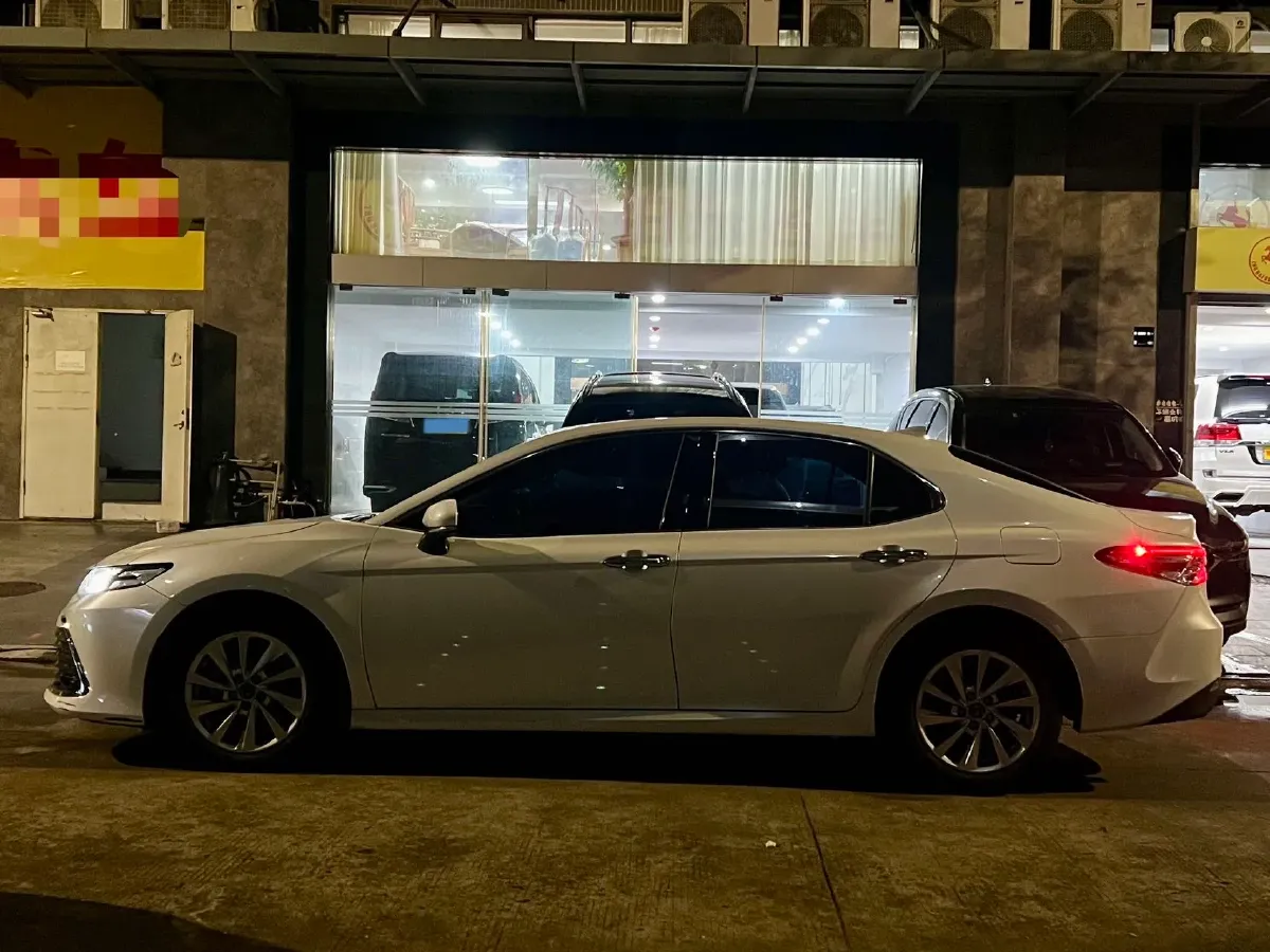 2021 Toyota Camry 2.0L 178HP L4 CVT,autocango,china used car exporter,china ev exporter,chinese used car exporter,chinese used ev exporter