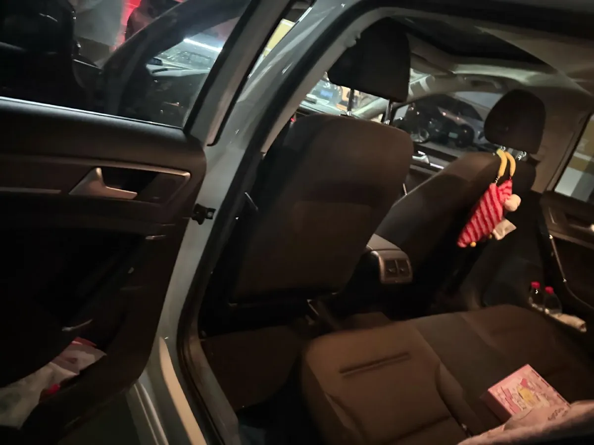 2017 Volkswagen Golf 1.4T 131HP L4 7DCT,autocango,china used car exporter,china ev exporter,chinese used car exporter,chinese used ev exporter