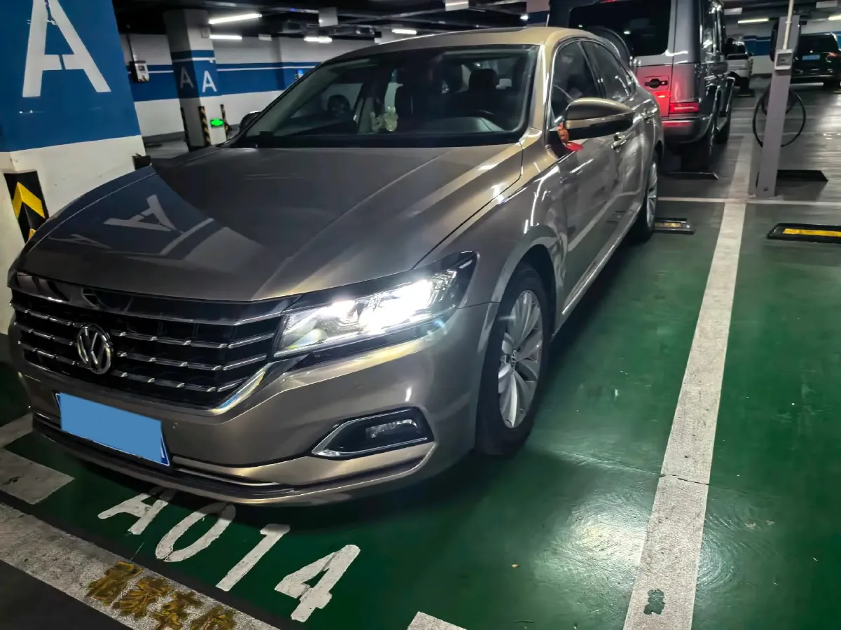 2019 Skoda Kodiak 2.0T 186HP L4 7DCT,autocango,china used car exporter,china ev exporter,chinese used car exporter,chinese used ev exporter