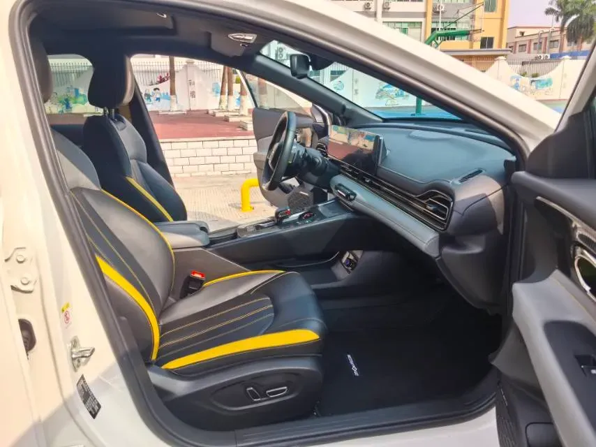 2022 GAC Trumpchi Empow 1.5T 177HP L4 7DCT,autocango,china used car exporter,china ev exporter,chinese used car exporter,chinese used ev exporter