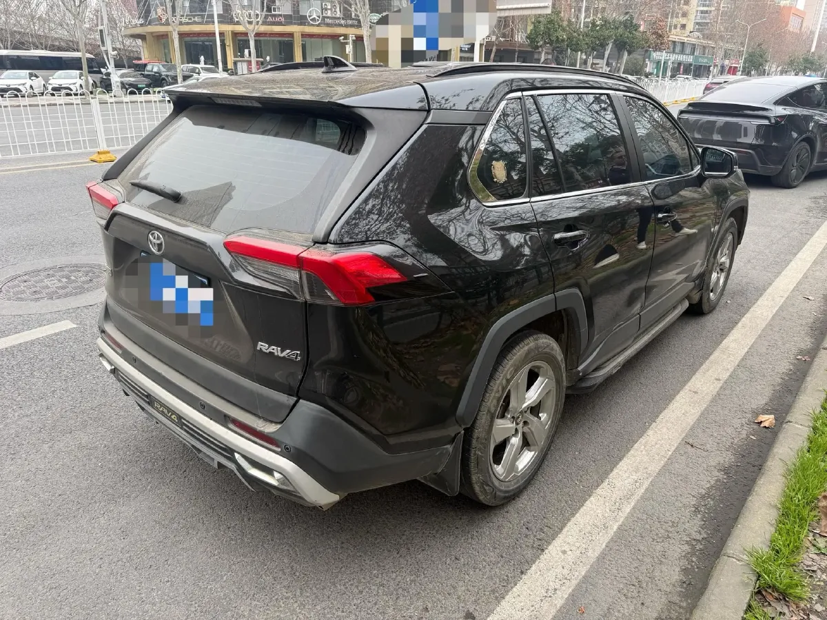 2021 Toyota RAV4 2.0L 171HP L4 CVT,autocango,china used car exporter,china ev exporter,chinese used car exporter,chinese used ev exporter