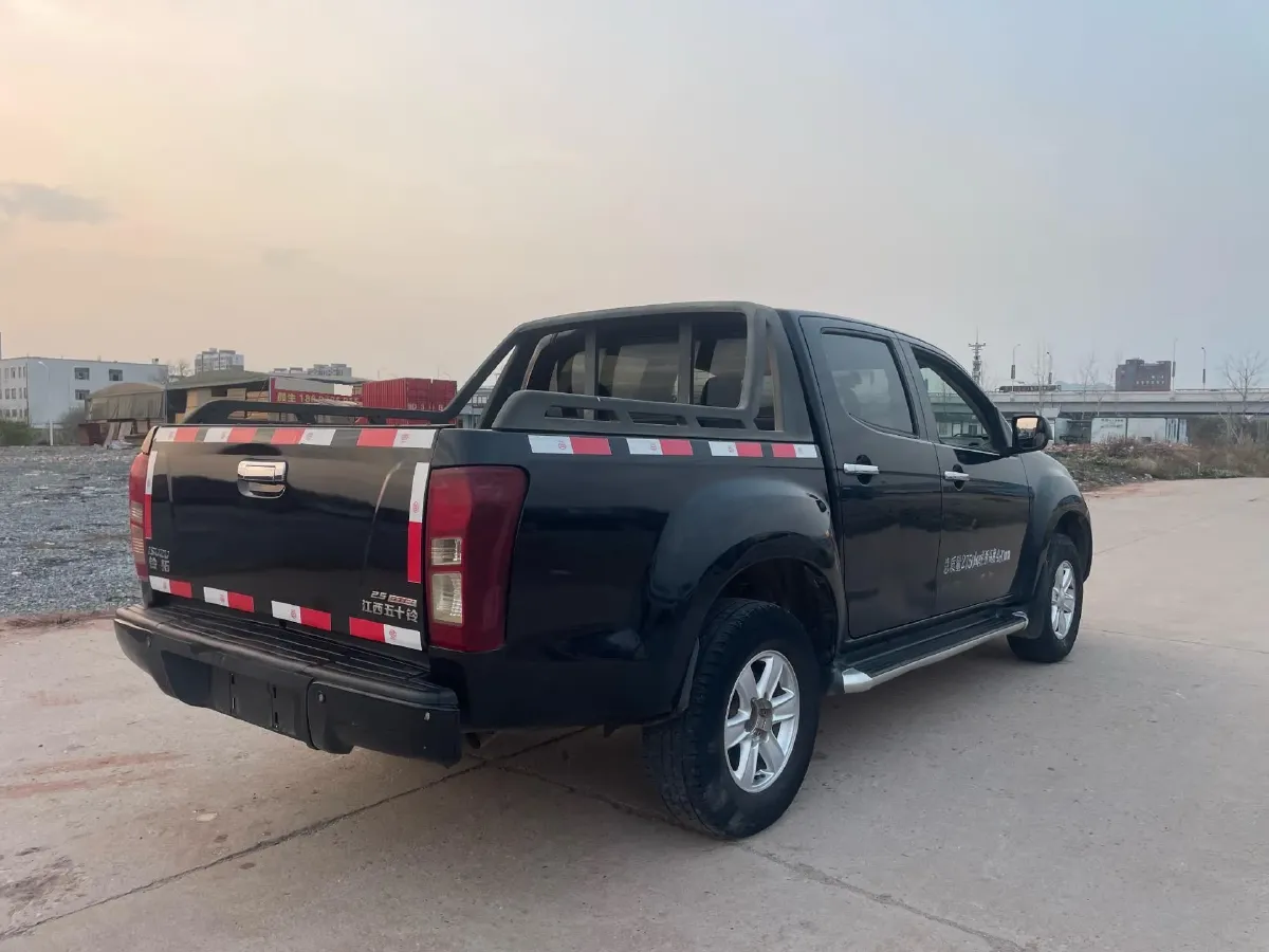 2018 HuangHai JiaoLong 2.4T 218HP L4 6MT,autocango,china used car exporter,china ev exporter,chinese used car exporter,chinese used ev exporter