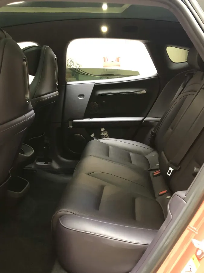 2025 Avatr 06 BEV,autocango,china used car exporter,china ev exporter,chinese used car exporter,chinese used ev exporter