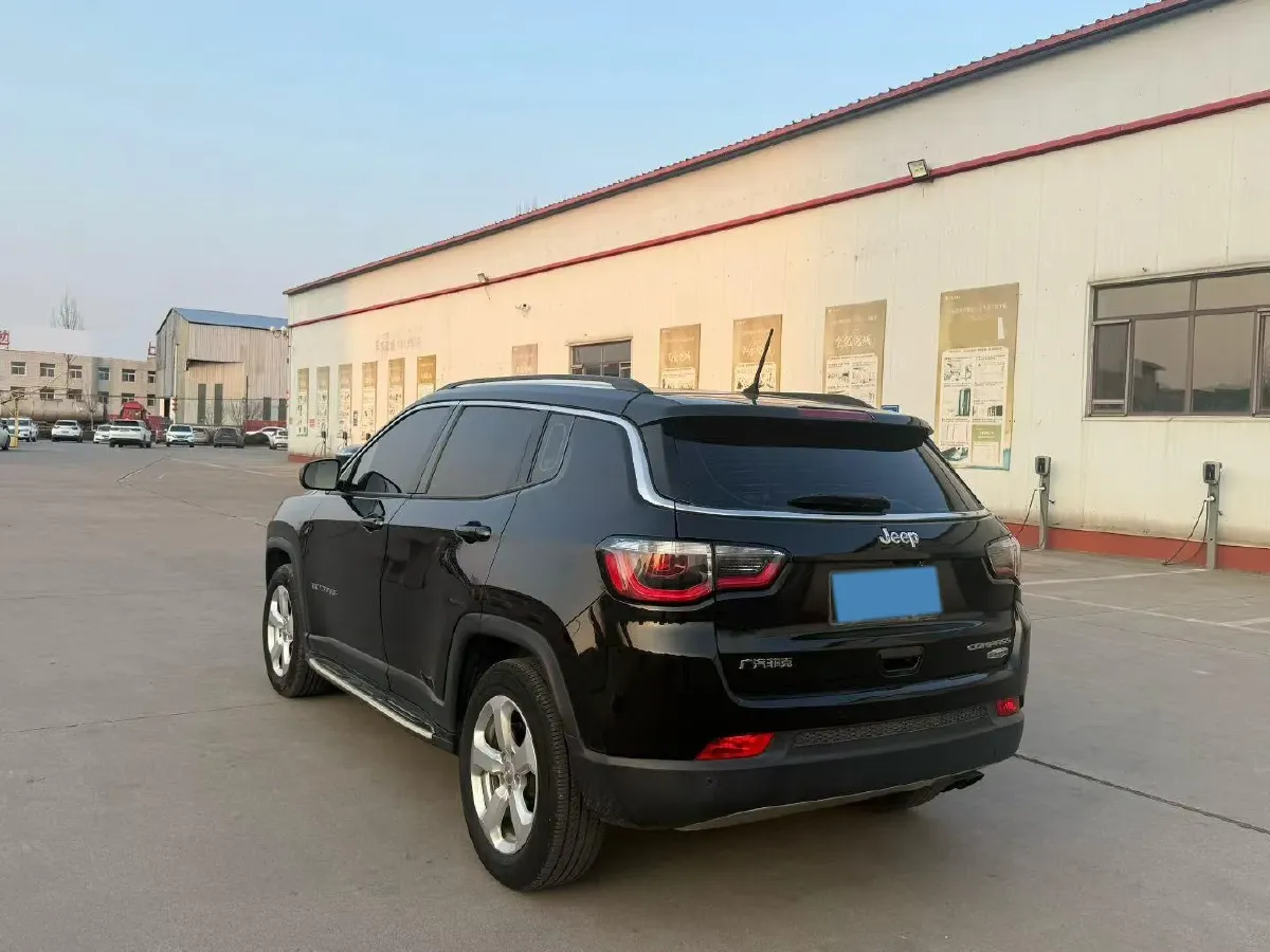 2019 Jeep Compass 1.3T 173HP L4 7DCT,autocango,china used car exporter,china ev exporter,chinese used car exporter,chinese used ev exporter